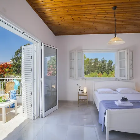 Delphini Villa *